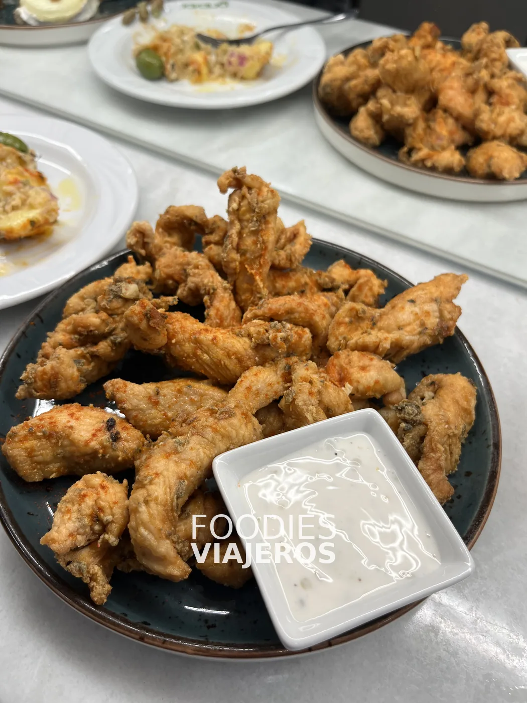 El pollo frito que pedimos en Buendi después de la ruta.